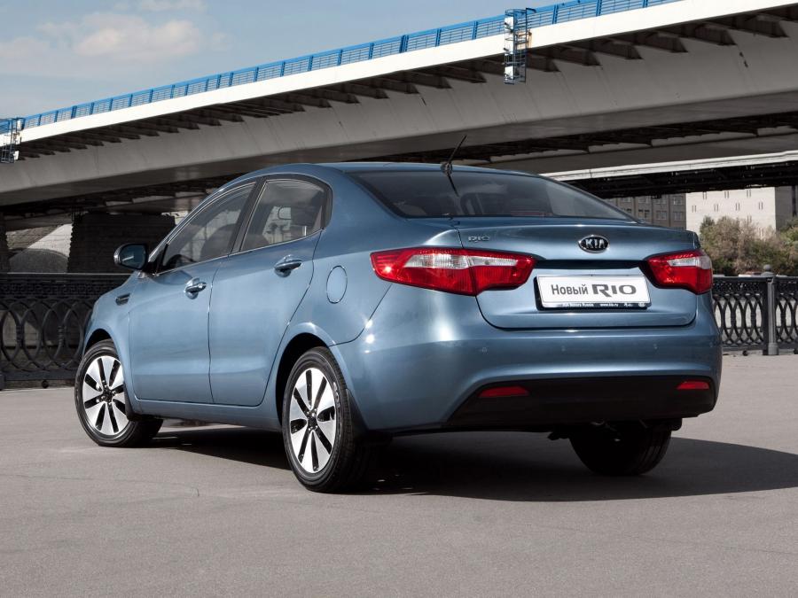  Kia Rio Sedan 2011 года  (CIS) (фото 11 из 30)